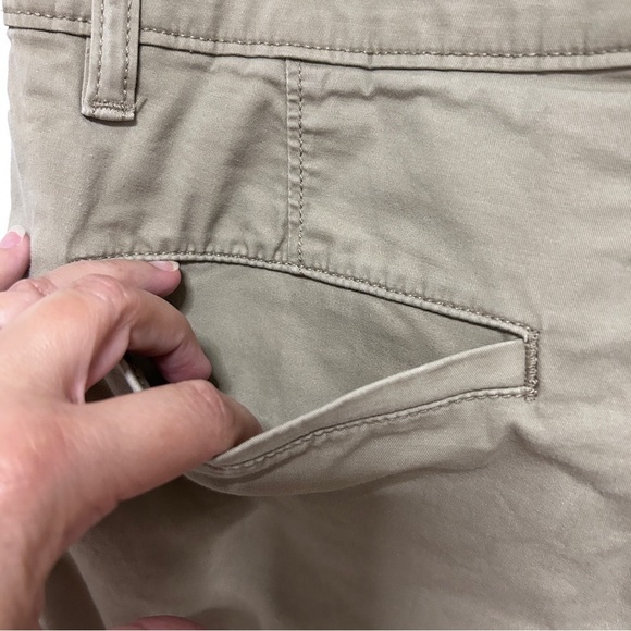 Levi's Men’s Size 34 Shorts XX Chino Tan Flat Front Preppy Casual Skater 9” - Picture 10 of 10